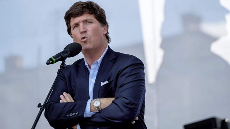 Tucker Carlson Slams Liberals ‘Cheering Extinction of White People’ – NewsWars